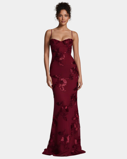 Lourdes- Elegancia exuberante