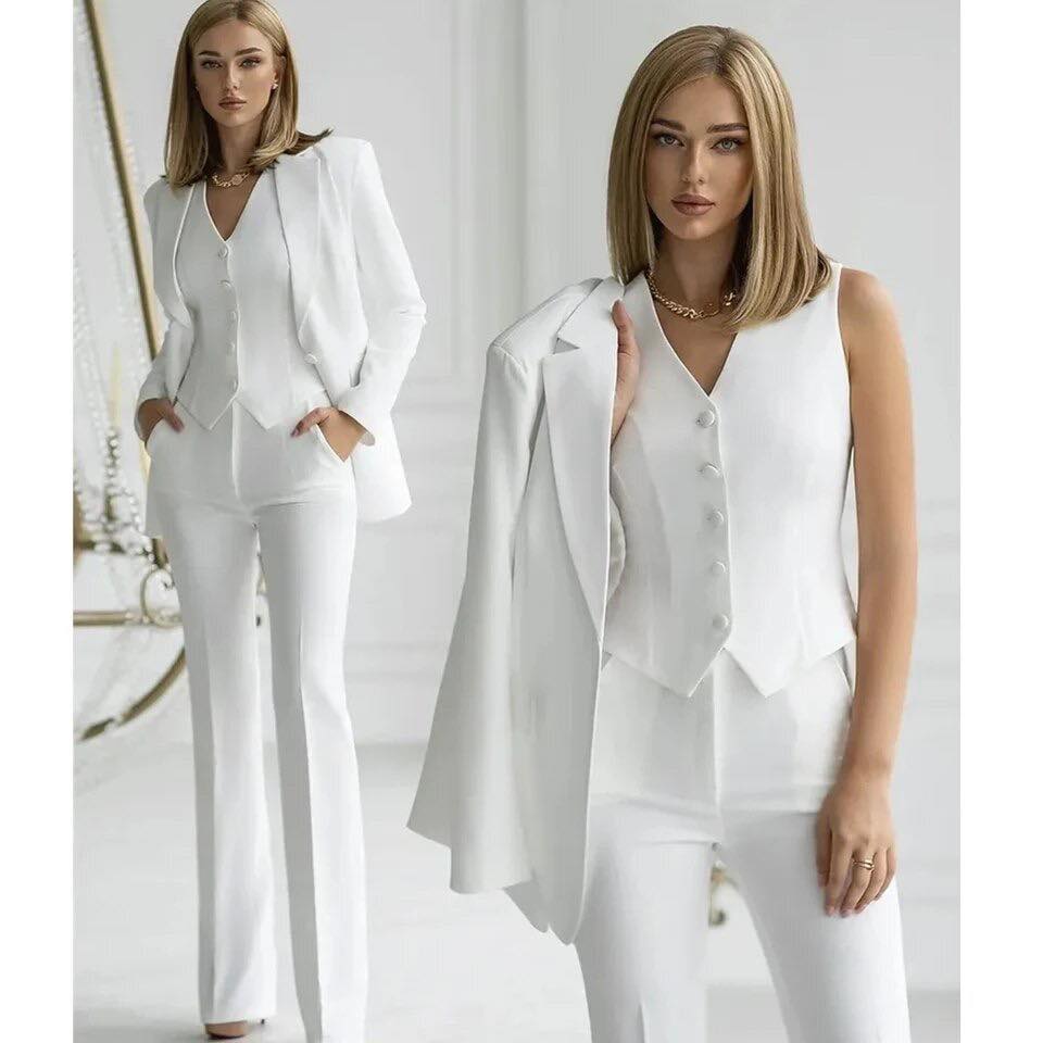 Lia-Traje "Safira" (chaqueta, pantalón y chaleco)