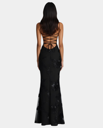 Lourdes- Elegancia exuberante