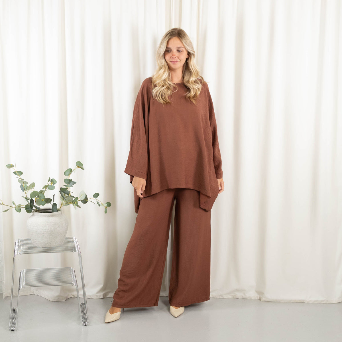 Conjunto Colette, color café