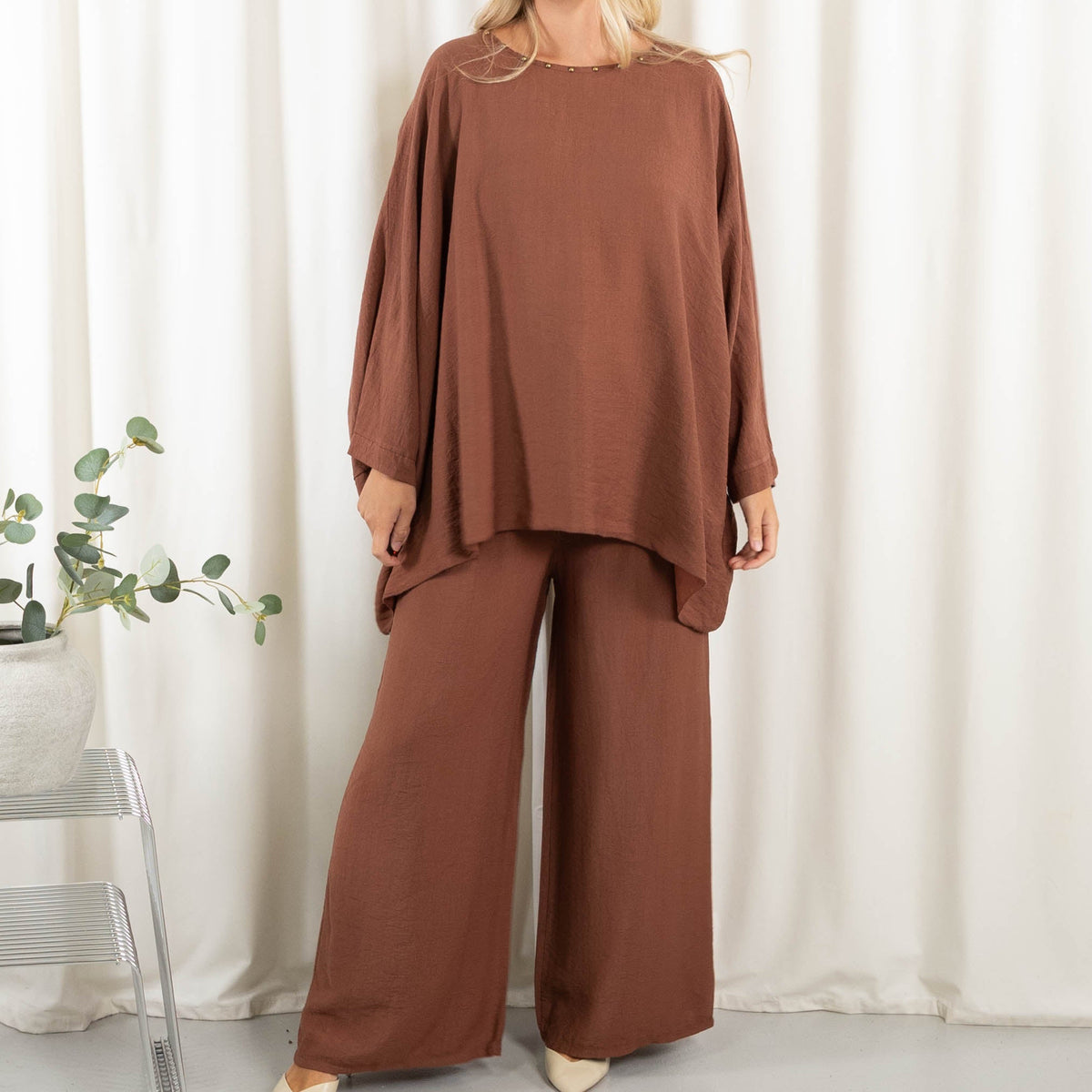 Conjunto Colette, color café