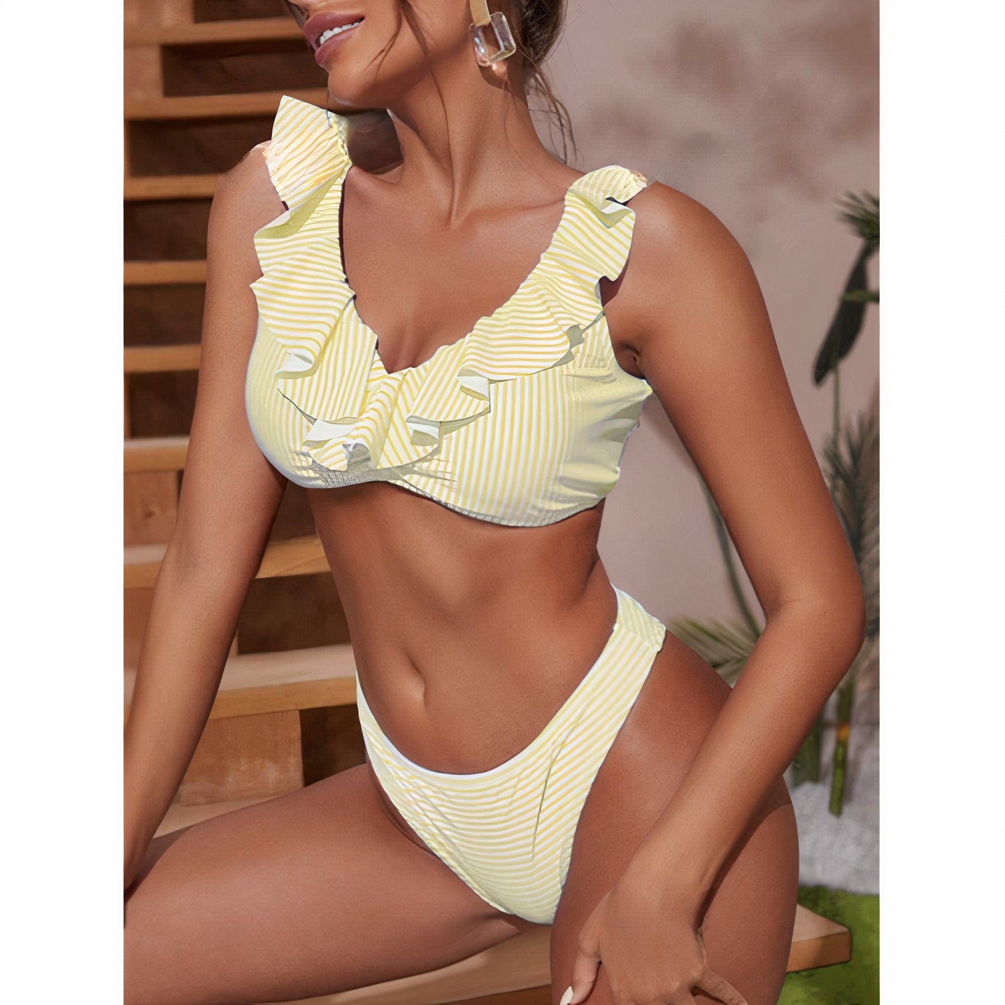 Andrea-Bikini con Volantes a Rayas