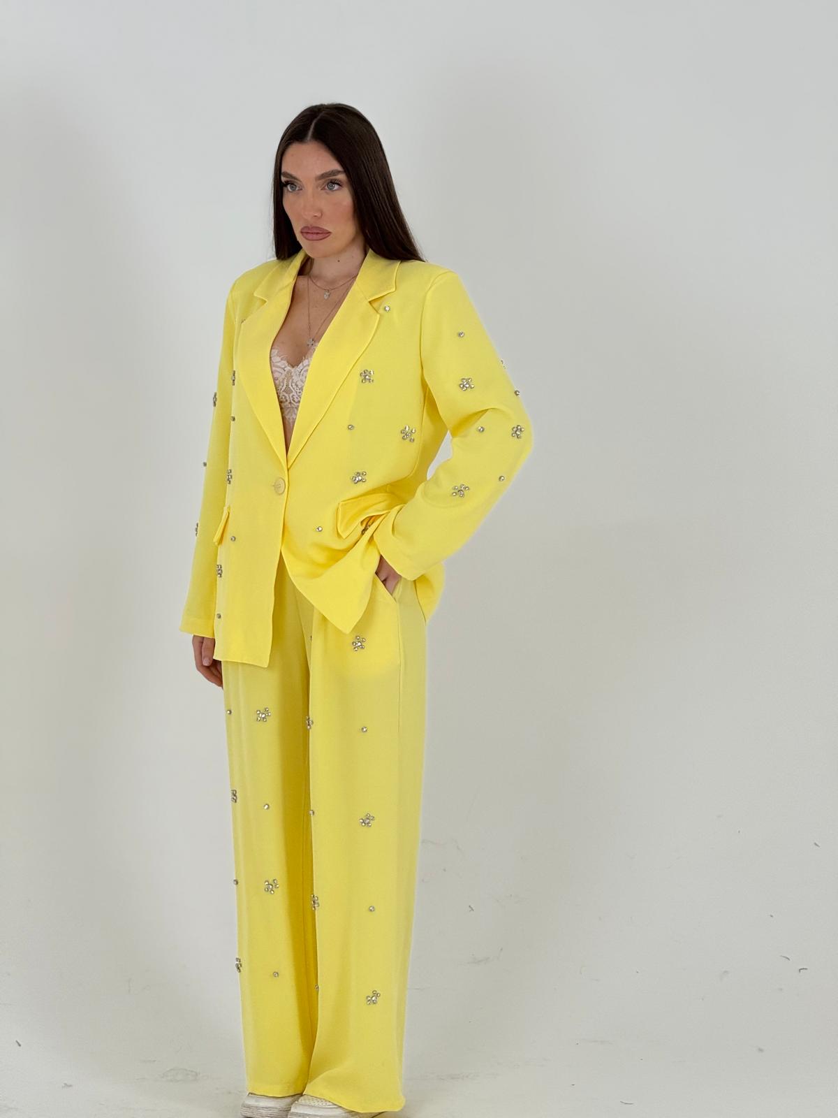 KATIA - Conjunto de chaqueta y pantalón con detalles de piedras