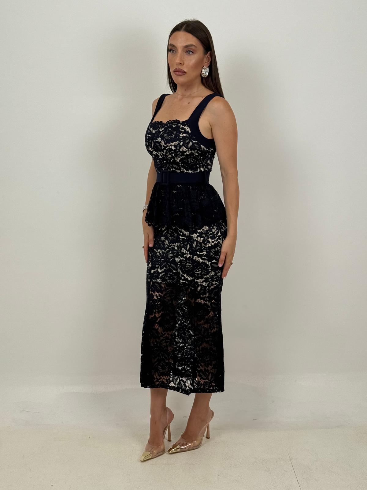 Alejandra - Vestido de encaje con volante y cinturón extraíble